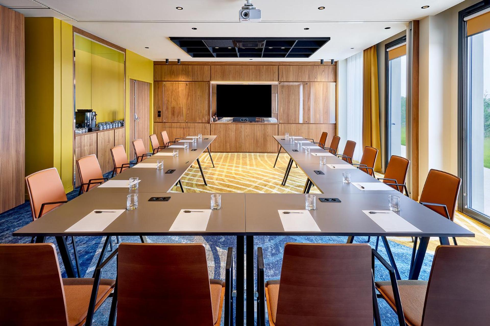 Courtyard By Marriott Lyon Eurexpo Stadium Genas Esterno foto